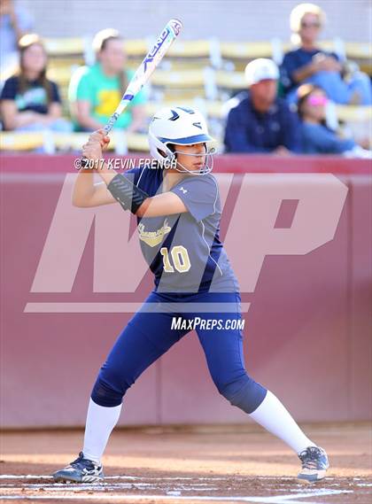 Thumbnail 3 in Empire vs. Yuma Catholic (AIA 3A Final) photogallery.