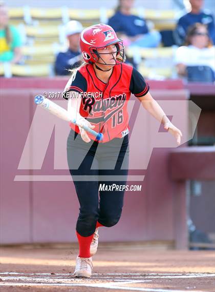 Thumbnail 1 in Empire vs. Yuma Catholic (AIA 3A Final) photogallery.