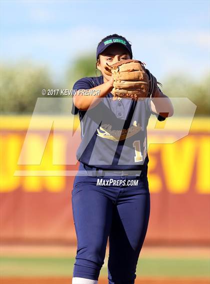 Thumbnail 2 in Empire vs. Yuma Catholic (AIA 3A Final) photogallery.