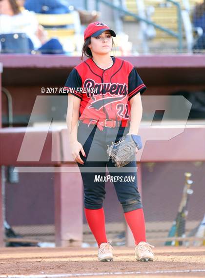 Thumbnail 2 in Empire vs. Yuma Catholic (AIA 3A Final) photogallery.