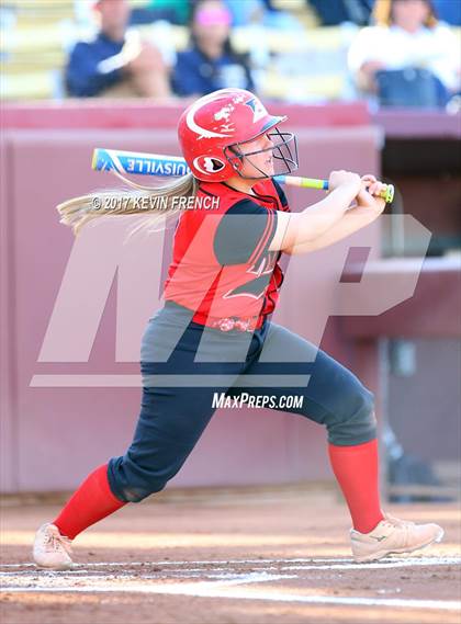 Thumbnail 2 in Empire vs. Yuma Catholic (AIA 3A Final) photogallery.