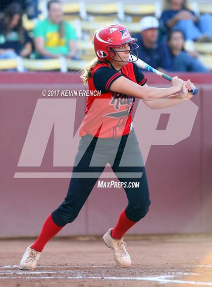 Thumbnail 2 in Empire vs. Yuma Catholic (AIA 3A Final) photogallery.