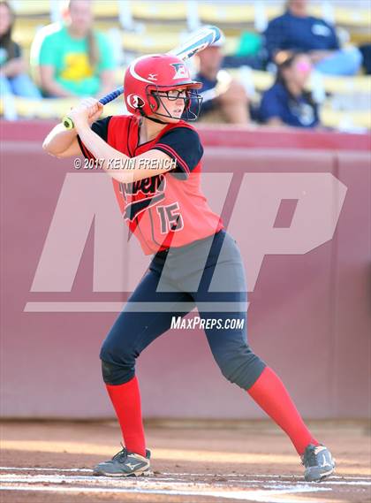 Thumbnail 3 in Empire vs. Yuma Catholic (AIA 3A Final) photogallery.