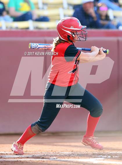 Thumbnail 3 in Empire vs. Yuma Catholic (AIA 3A Final) photogallery.