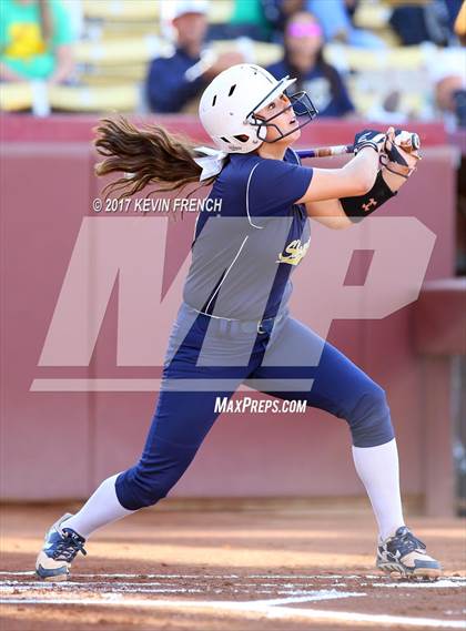 Thumbnail 3 in Empire vs. Yuma Catholic (AIA 3A Final) photogallery.