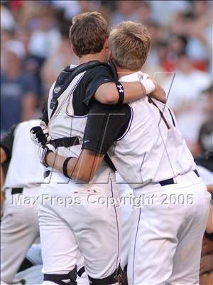 Thumbnail 1 in St. Francis vs. Foothill (D2 Section Final) photogallery.