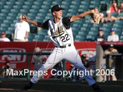 Thumbnail 1 in St. Francis vs. Foothill (D2 Section Final) photogallery.