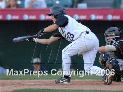 Thumbnail 3 in St. Francis vs. Foothill (D2 Section Final) photogallery.