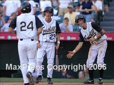 Thumbnail 2 in St. Francis vs. Foothill (D2 Section Final) photogallery.