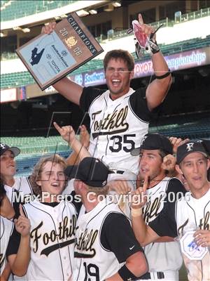 Thumbnail 2 in St. Francis vs. Foothill (D2 Section Final) photogallery.