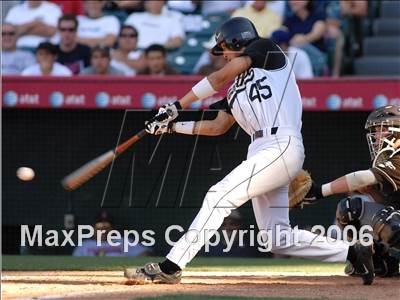 Thumbnail 1 in St. Francis vs. Foothill (D2 Section Final) photogallery.