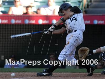 Thumbnail 1 in St. Francis vs. Foothill (D2 Section Final) photogallery.