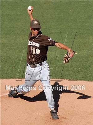 Thumbnail 2 in St. Francis vs. Foothill (D2 Section Final) photogallery.