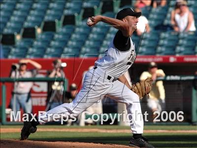 Thumbnail 1 in St. Francis vs. Foothill (D2 Section Final) photogallery.