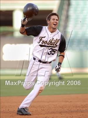 Thumbnail 2 in St. Francis vs. Foothill (D2 Section Final) photogallery.