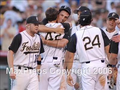 Thumbnail 1 in St. Francis vs. Foothill (D2 Section Final) photogallery.