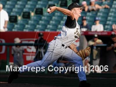 Thumbnail 3 in St. Francis vs. Foothill (D2 Section Final) photogallery.