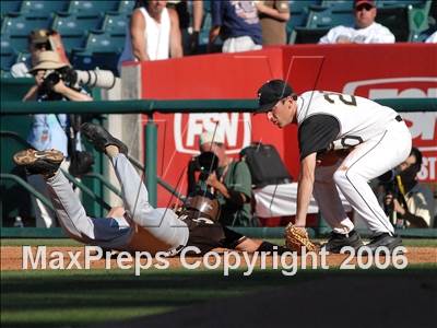 Thumbnail 1 in St. Francis vs. Foothill (D2 Section Final) photogallery.