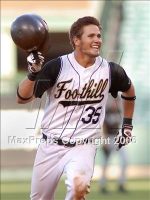 Thumbnail 3 in St. Francis vs. Foothill (D2 Section Final) photogallery.