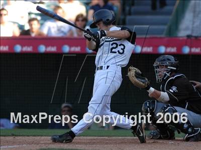 Thumbnail 3 in St. Francis vs. Foothill (D2 Section Final) photogallery.