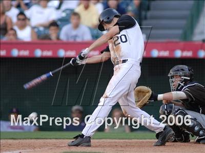 Thumbnail 1 in St. Francis vs. Foothill (D2 Section Final) photogallery.