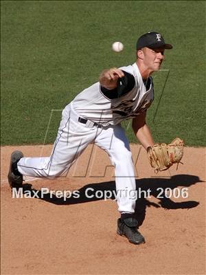 Thumbnail 1 in St. Francis vs. Foothill (D2 Section Final) photogallery.