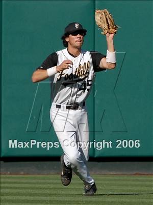 Thumbnail 1 in St. Francis vs. Foothill (D2 Section Final) photogallery.