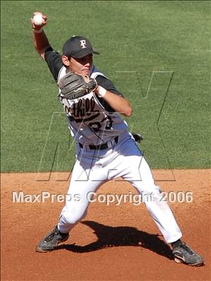 Thumbnail 3 in St. Francis vs. Foothill (D2 Section Final) photogallery.
