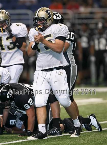 Thumbnail 2 in Hanks vs. Foster (Dave Campbell's Texas Football Classic) photogallery.