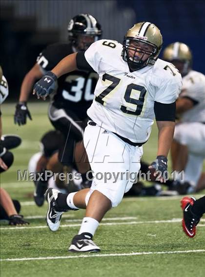Thumbnail 3 in Hanks vs. Foster (Dave Campbell's Texas Football Classic) photogallery.