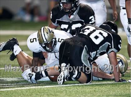 Thumbnail 1 in Hanks vs. Foster (Dave Campbell's Texas Football Classic) photogallery.