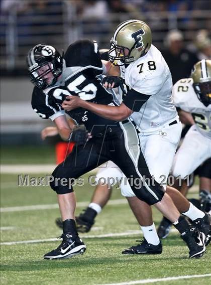 Thumbnail 1 in Hanks vs. Foster (Dave Campbell's Texas Football Classic) photogallery.