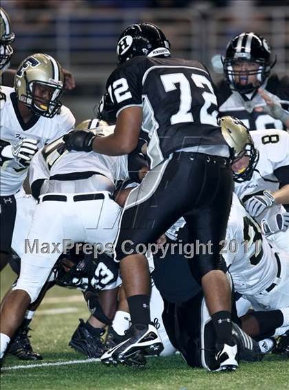 Thumbnail 1 in Hanks vs. Foster (Dave Campbell's Texas Football Classic) photogallery.
