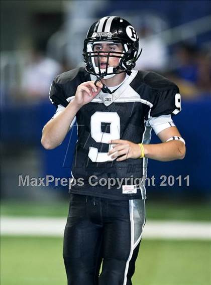 Thumbnail 3 in Hanks vs. Foster (Dave Campbell's Texas Football Classic) photogallery.