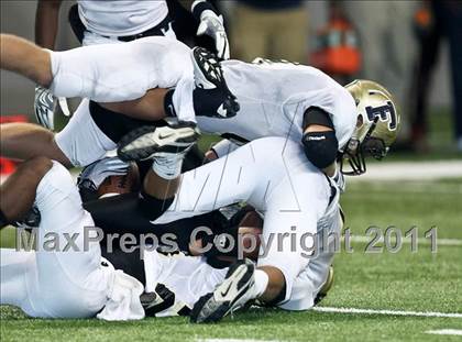 Thumbnail 2 in Hanks vs. Foster (Dave Campbell's Texas Football Classic) photogallery.