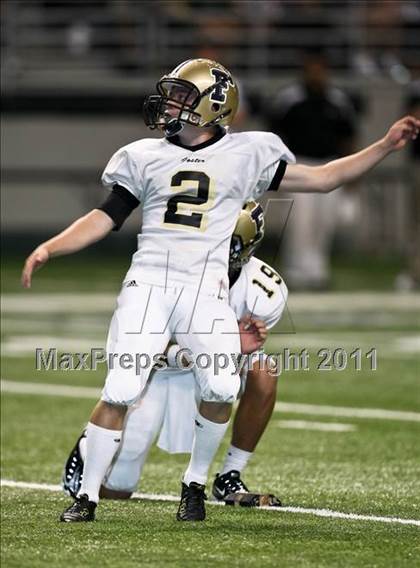 Thumbnail 2 in Hanks vs. Foster (Dave Campbell's Texas Football Classic) photogallery.