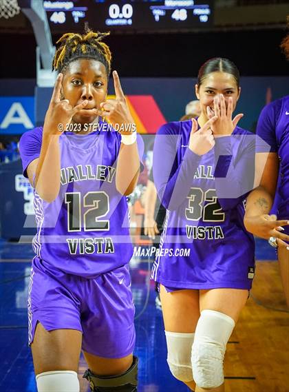 Thumbnail 3 in Valley Vista @ Dobson (AIA 6A Final Awards) photogallery.