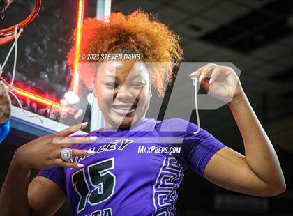 Thumbnail 3 in Valley Vista @ Dobson (AIA 6A Final Awards) photogallery.