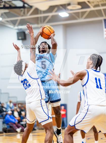 Thumbnail 1 in Oxford @ Lewisburg photogallery.