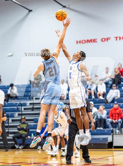 Thumbnail 2 in Oxford @ Lewisburg photogallery.