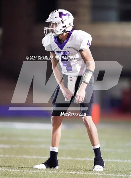Thumbnail 2 in Holland vs. Centerville (UIL 2A Regional Playoff) photogallery.