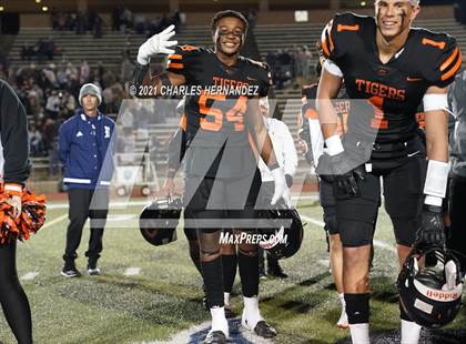 Thumbnail 1 in Holland vs. Centerville (UIL 2A Regional Playoff) photogallery.