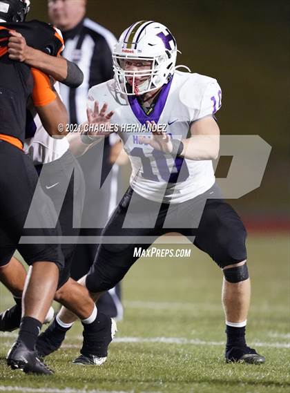 Thumbnail 1 in Holland vs. Centerville (UIL 2A Regional Playoff) photogallery.