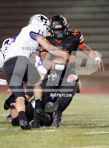 Thumbnail 1 in Holland vs. Centerville (UIL 2A Regional Playoff) photogallery.