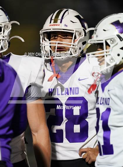 Thumbnail 2 in Holland vs. Centerville (UIL 2A Regional Playoff) photogallery.