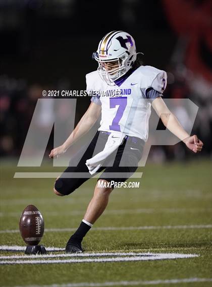 Thumbnail 3 in Holland vs. Centerville (UIL 2A Regional Playoff) photogallery.