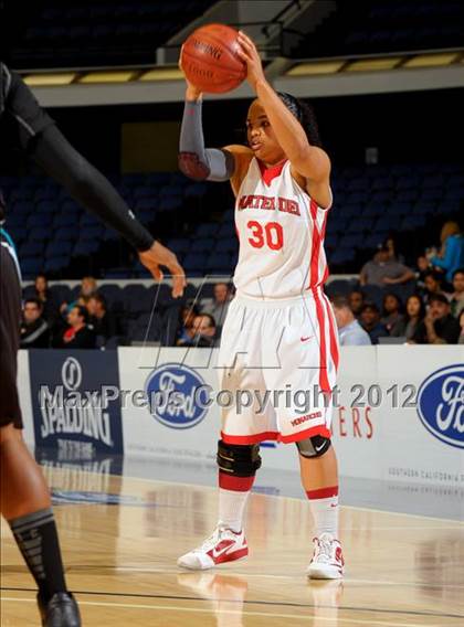 Thumbnail 1 in Santiago vs. Mater Dei (CIF SS D1AA Semifinal) photogallery.