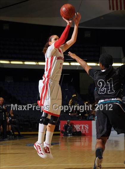 Thumbnail 1 in Santiago vs. Mater Dei (CIF SS D1AA Semifinal) photogallery.