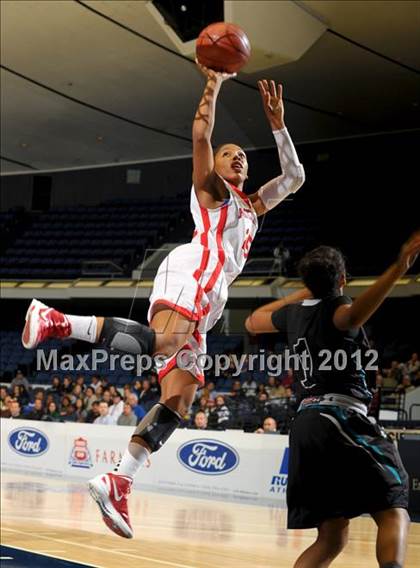 Thumbnail 3 in Santiago vs. Mater Dei (CIF SS D1AA Semifinal) photogallery.