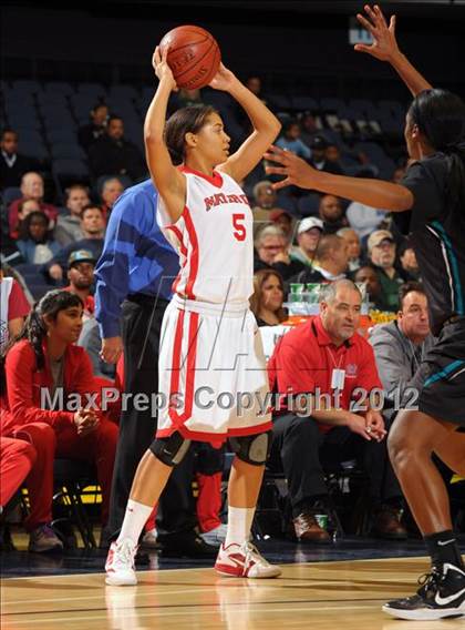 Thumbnail 3 in Santiago vs. Mater Dei (CIF SS D1AA Semifinal) photogallery.
